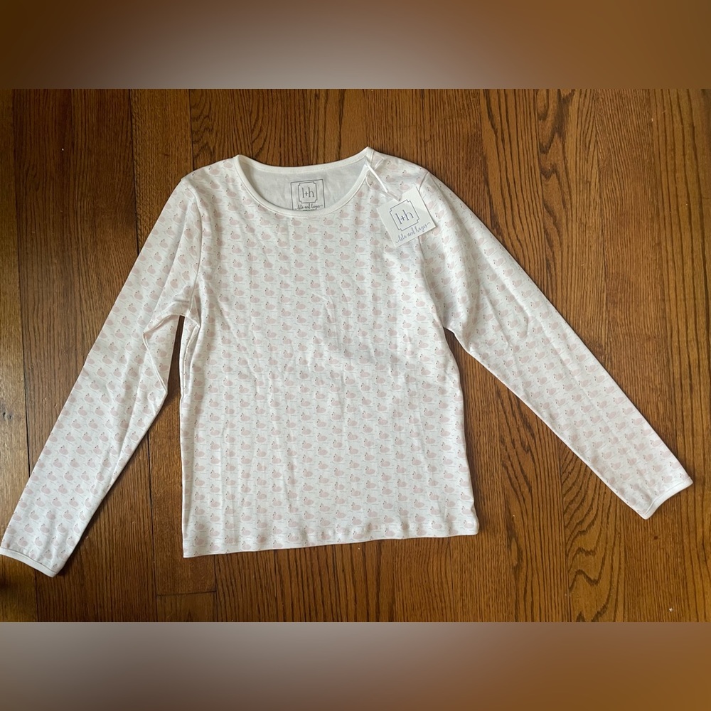 NWT Girl 10 Swan Princess Sleep Top